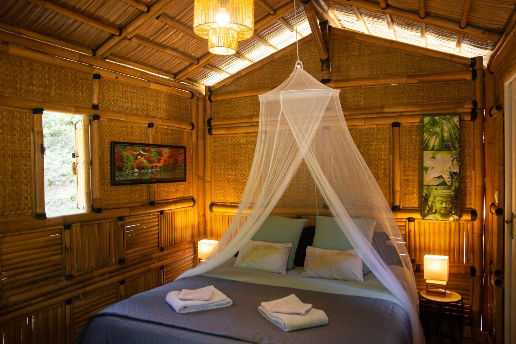 Suite Bambou Bien-Etre A Bali - Le Soleil Des Cevennes Saint-Jean-du-Gard Exterior foto